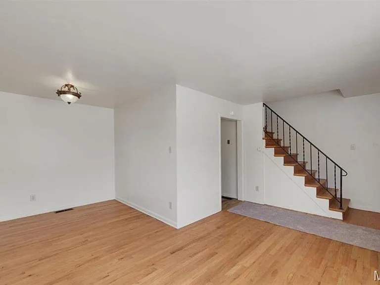 1218 Iron St — Photo 13