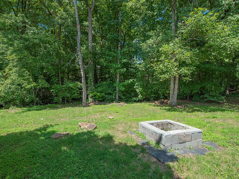 12922 Copperas Ln — Photo 16