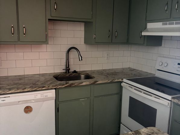 106 Harbor Dr Unit 115