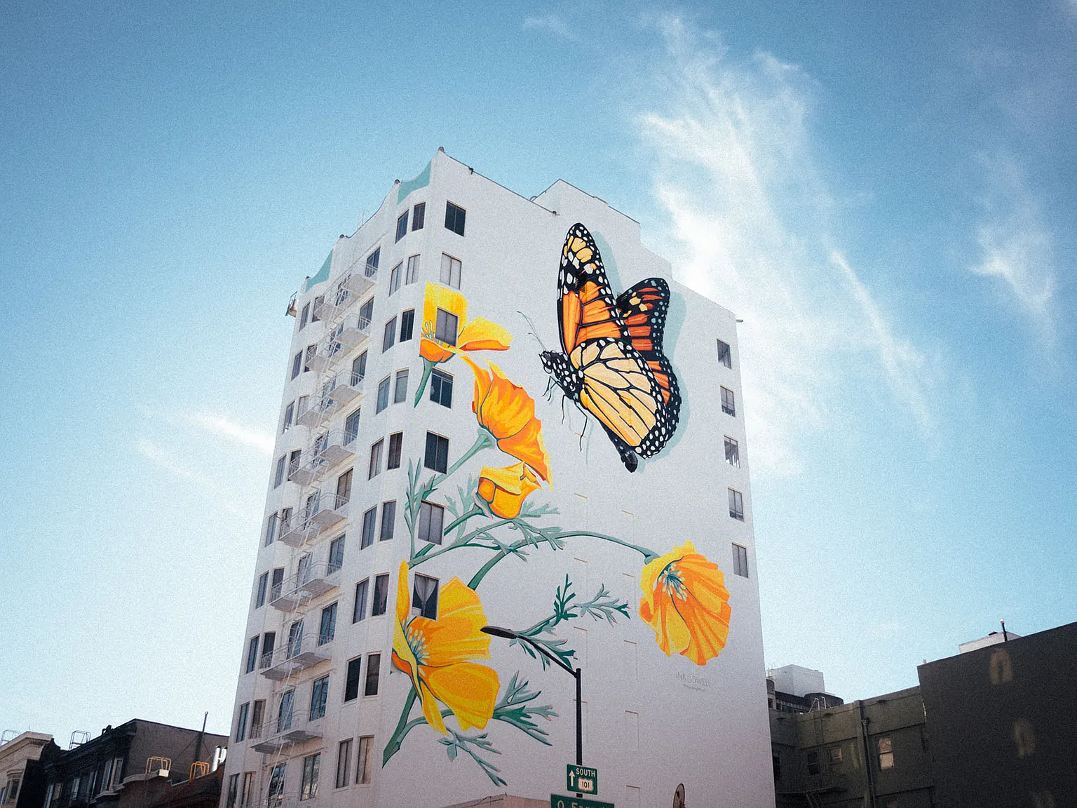 455 Hyde — Photo 4