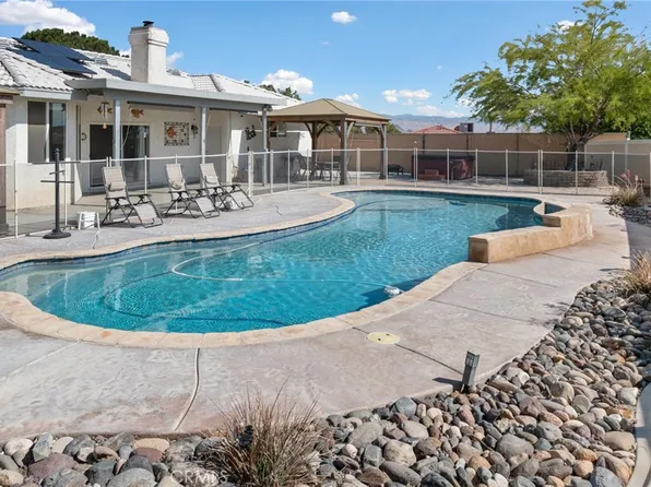 17112 Century Plant Rd, Apple Valley, CA 92307