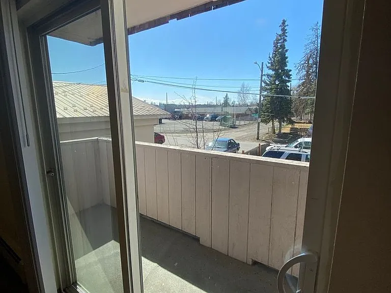 2329 Eureka St — Photo 6
