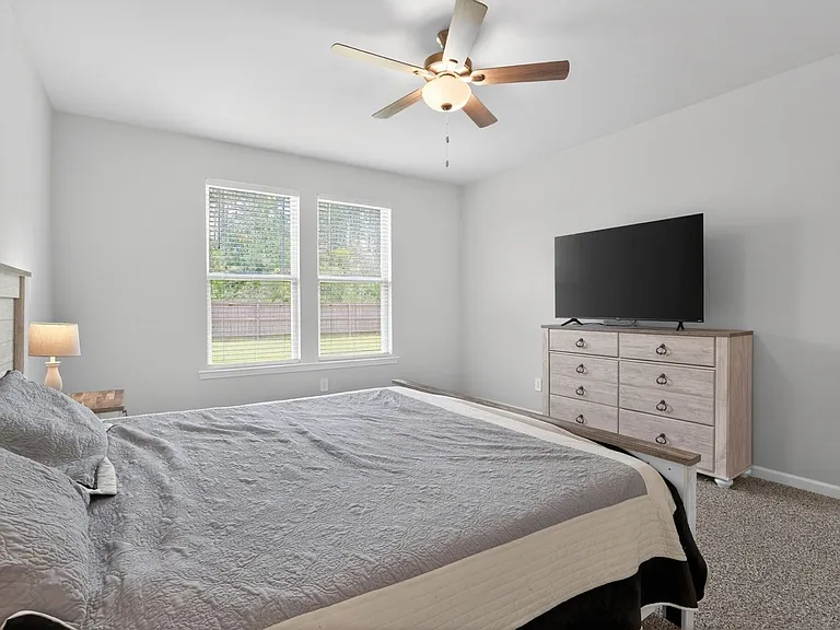 1708 Sawgrass Dr — Photo 13