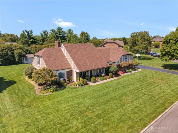 2780 Broken Woods Dr, Troy, OH 45373
