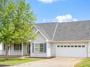 2634 Green Briar Dr, Clarksville, TN 37040
