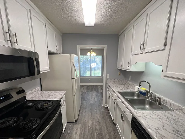 3153 Achey Dr — Photo 4