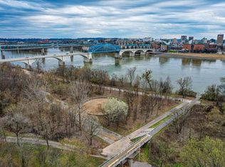 200 Manufacturers Rd APT 709, Chattanooga, TN 37405