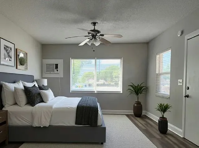 2 bed, 2.0 bath, 858 sqft, $1,690 — Photo 3