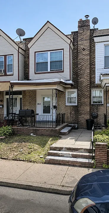 862 Granite St