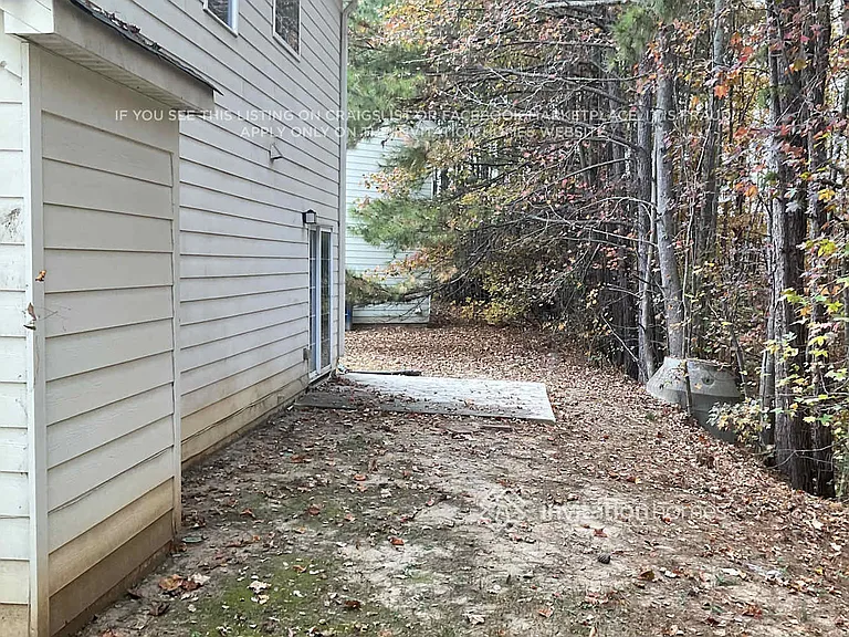 4536 Parkway Cir — Photo 14