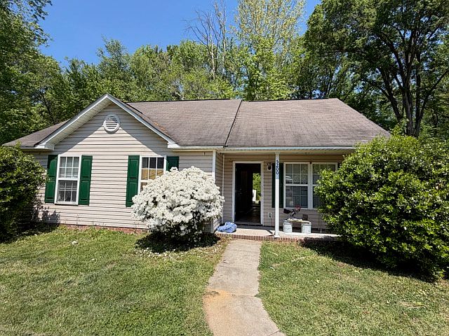 1st image of 5200 Milhaven Ln