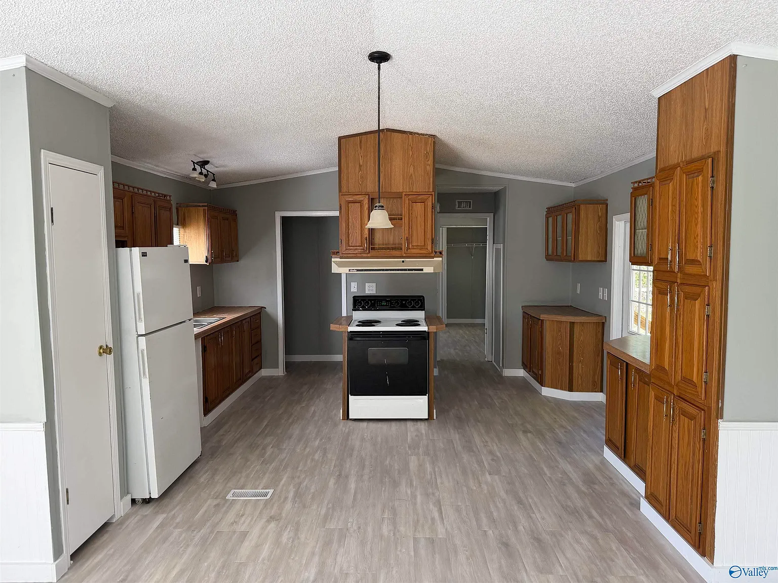 2 bed, 2.0 bath, 1020 sqft, $995 — Photo 3