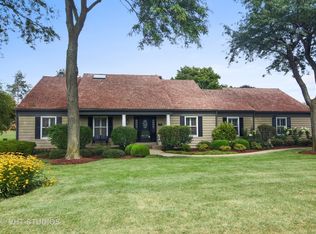 189 Boxwood Dr, Hawthorn Woods, IL 60047