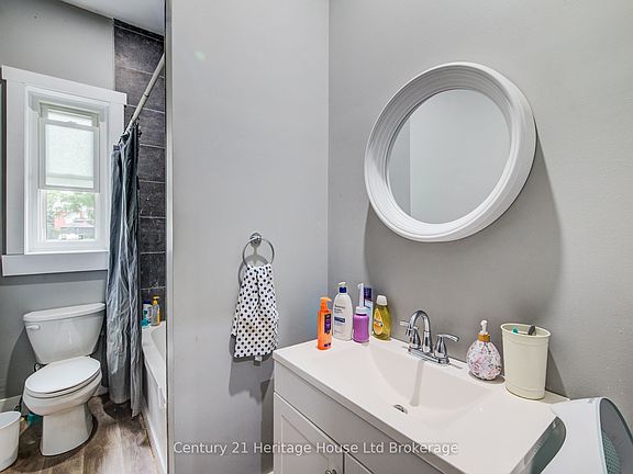 5th image of 59 Wilson St #1