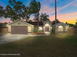 12209 Tallwood St, Spring Hill, FL 34608