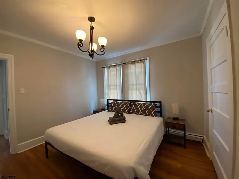 29 N Bartram Ave — Photo 11