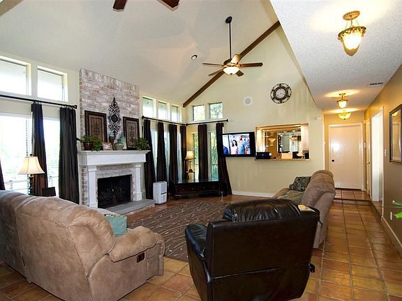 5th image of 2219 Winged Foot Dr