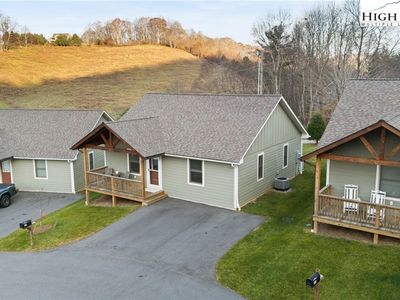 129 Pinebrook Court #4, Boone, NC, 28607