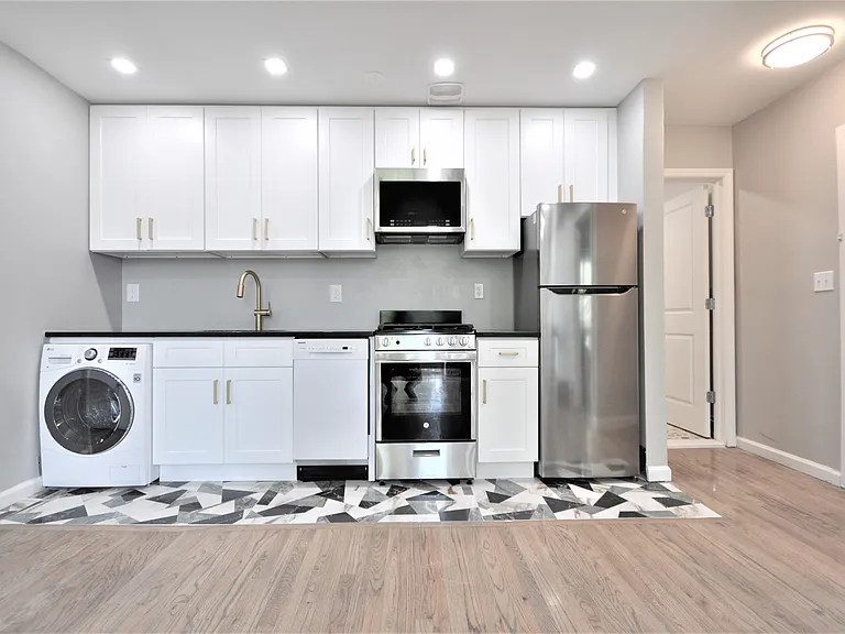 1559 Dean St #3 — Photo 2