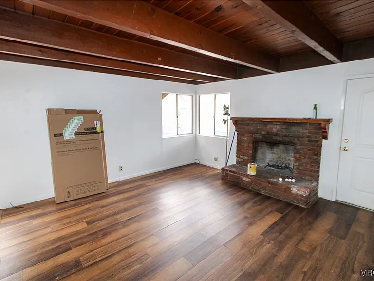 436 W Mojave Blvd — Photo 5