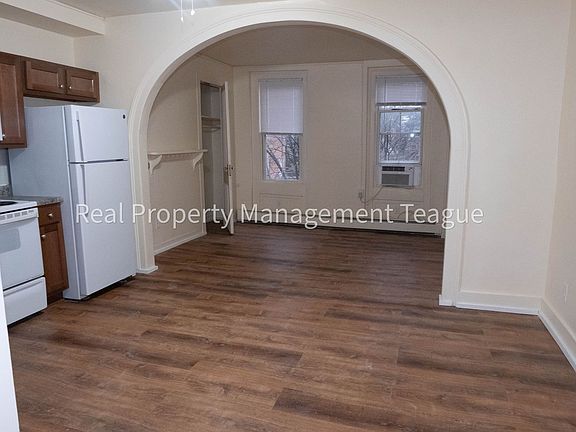 4th image of 17 Catherine St #3
