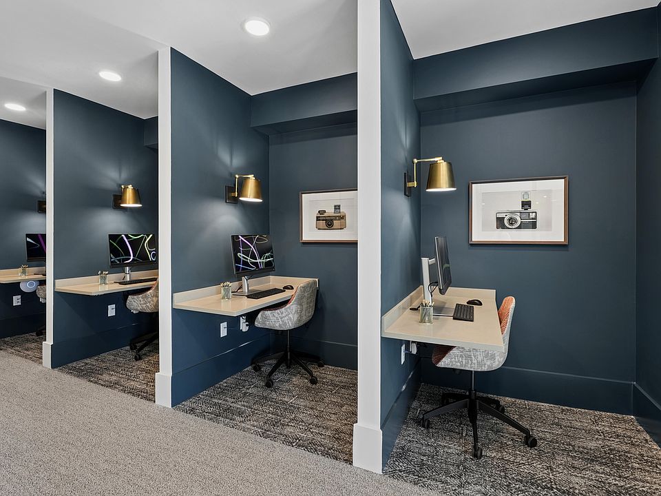 Coworking Lounge with Computers & Printer