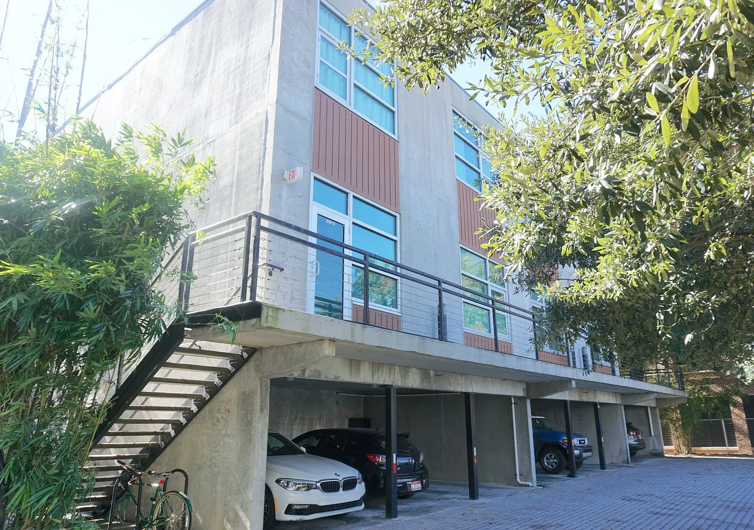 2 Bed | 2.5 Bath | Frogtown Apartments Downtown | Parking Space Included — Photo 1