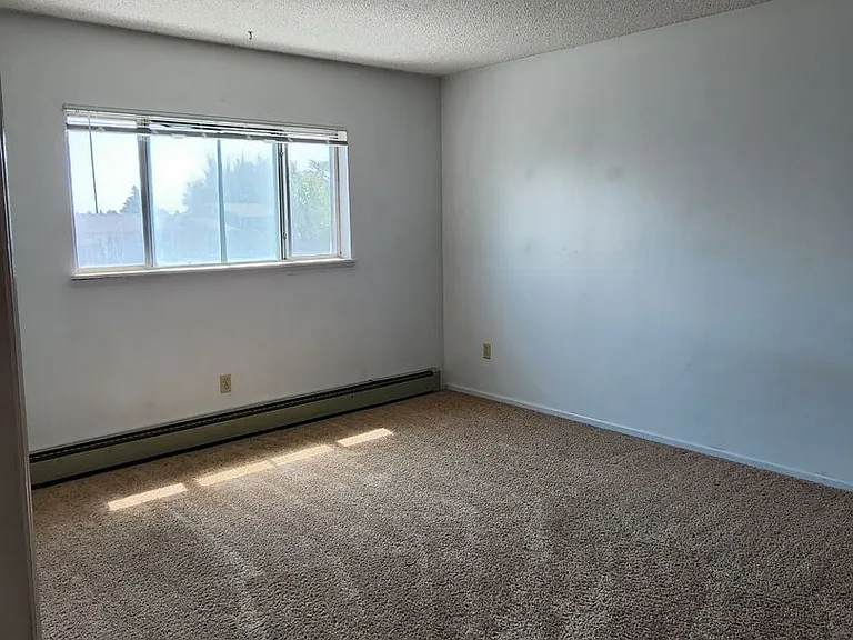 Parkview4517 — Photo 15