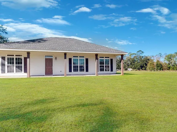 17265 Davis Rd, Summerdale, AL 36580