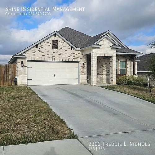 2302 Freddie L. Nichols Sr. Dr Photo 1