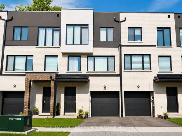 39 Persica St, Richmond Hill, ON L4E 2T3