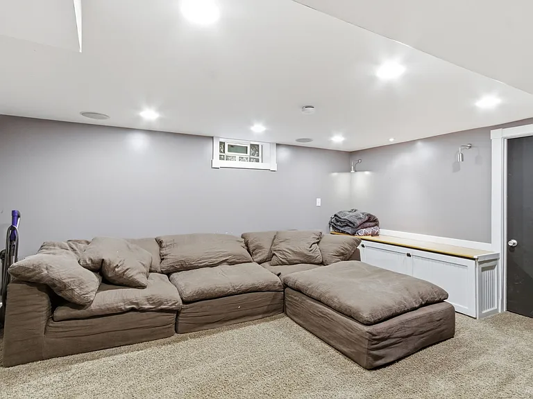 510 Woodruff Place Middle Dr — Photo 20