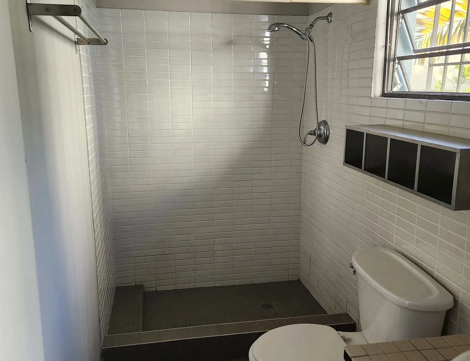 2 bed, $2,500 — Photo 3