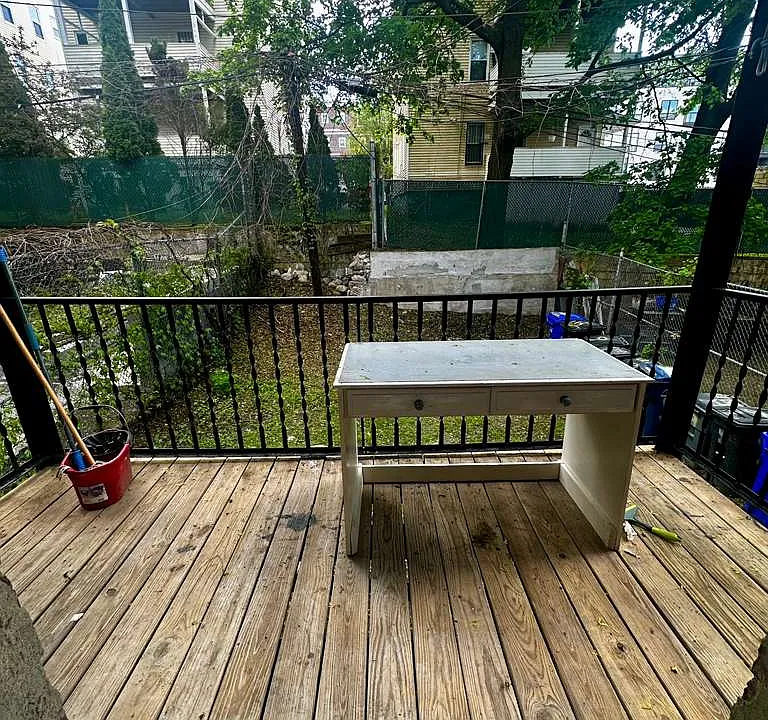 9 Chilcott Pl #1