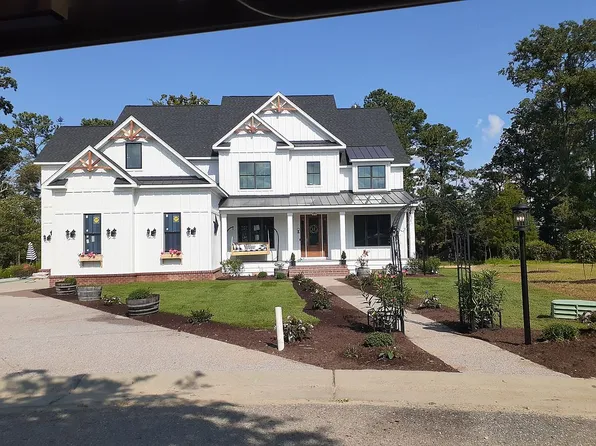 112 Ships Lndg, Carrollton, VA 23314