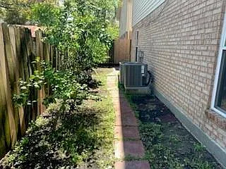 339 Deckbar Ave #A — Photo 11