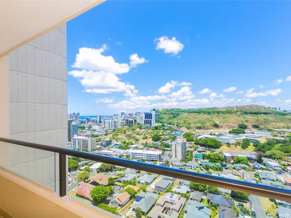 1717 Mott Smith Dr APT 2904, Honolulu, HI 96822