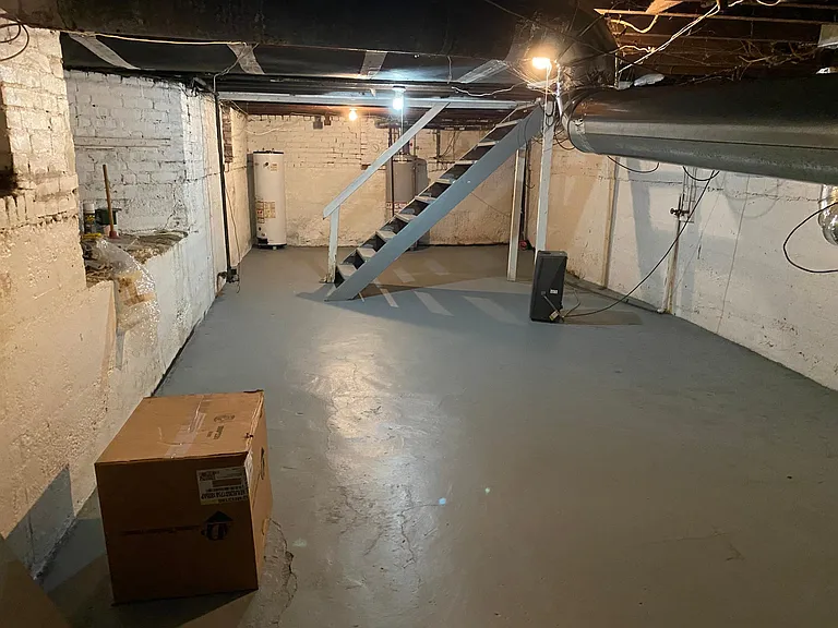 433 E Oakland Ave — Photo 12