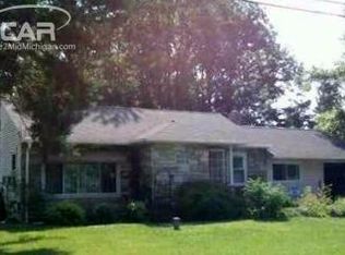 1497 Audrey St, Burton, MI 48509