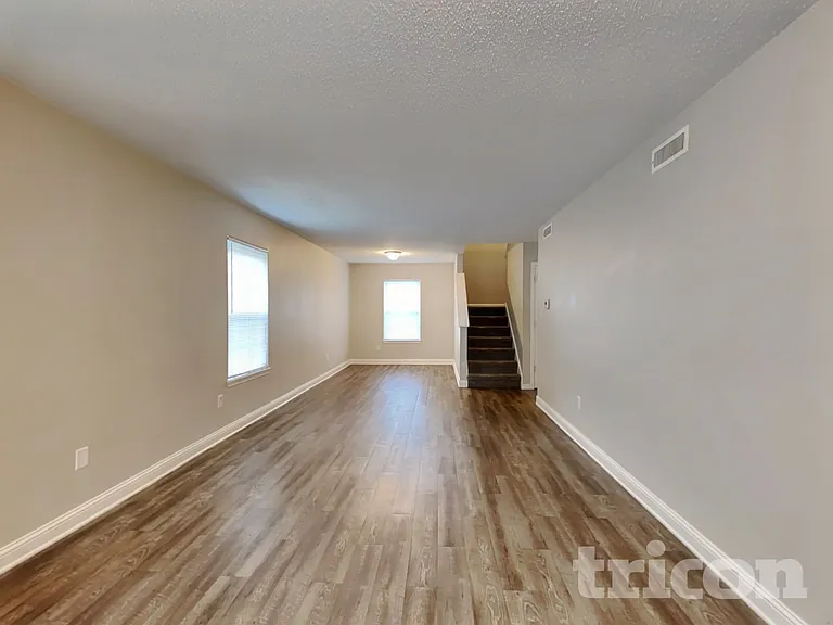 10655 Sterling Apple Dr — Photo 3