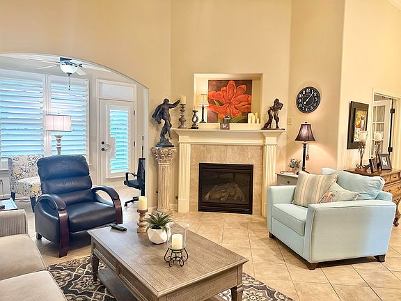 5th image of 177 Saint Andrews Dr E #57