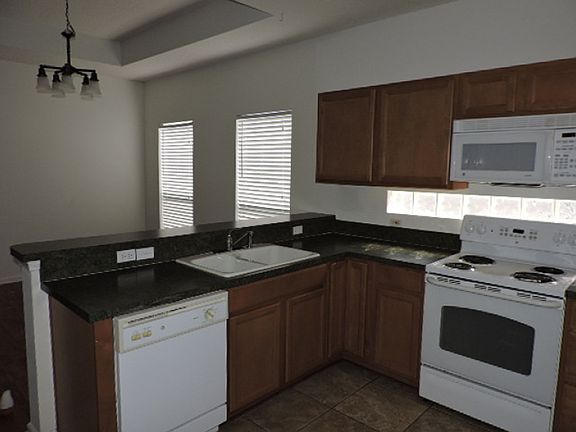 3rd image of 177 N Churchill Dr