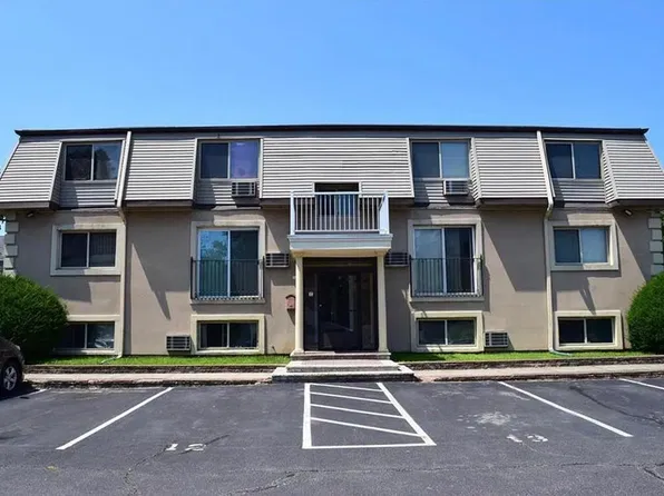 222 Stackpole St APT 18, Lowell, MA 01852