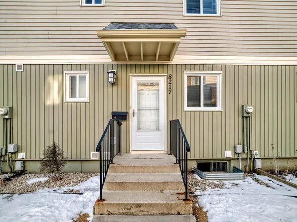 8217 182nd St NW, Edmonton, AB T5T 1L2