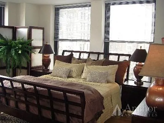 Rented by Anchor Associates | media 44