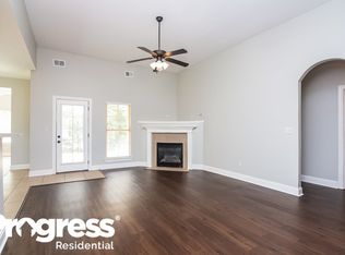 305 Fairway Trace Dr, Hernando, MS 38632