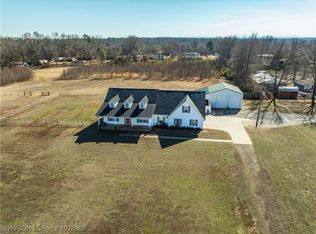 416 Sunnyside Rd, Van Buren, AR 72956