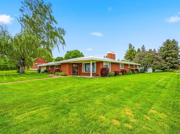 11 Kerns Ave, Colfax, WA 99111