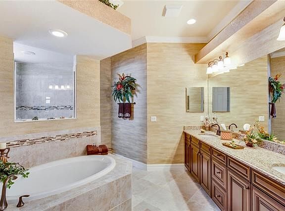 3rd image of 10063 Escambia Bay Ct