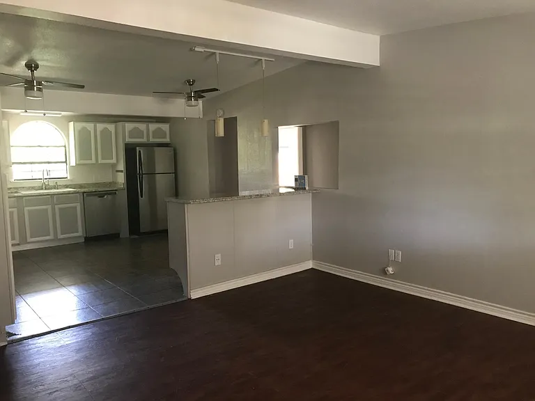 1304 W Lakeland Dr — Photo 13